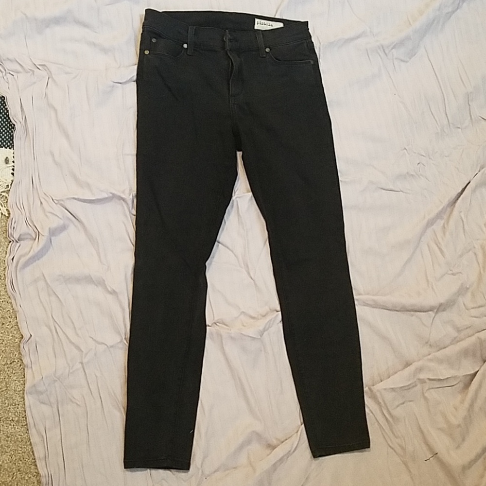 Pistola Black Jeans